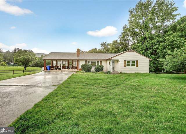 Property at 538 Jefferson Pike, Knoxville, MD 21758, 5 beds, 2 baths
