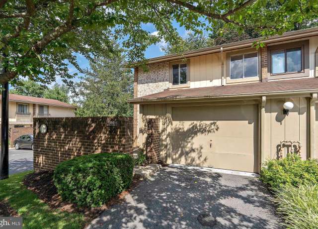 Property at 19515 Brassie Pl Unit 11H, Gaithersburg, MD 20886, 3 beds, 2.5 baths
