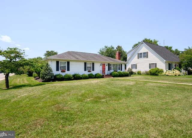 Property at 332 Holly St, Centreville, MD 21617, 3 beds, 1 bath