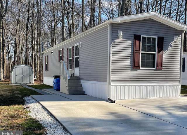 Property at 71 Forest Dr, Pennsville, NJ 08070, 2 beds, 1.5 baths