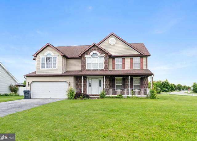 Property at 1004 Hostetter Rd, Hanover, PA 17331, 4 beds, 2.5 baths