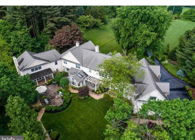 Property at 734 Northbrook Rd, Kennett Square, PA 19348, 6 beds, 6 baths