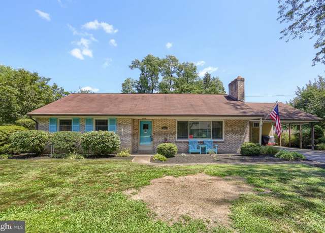 Property at 3805 Griffin Ln, Harrisburg, PA 17110, 2 beds, 1.5 baths