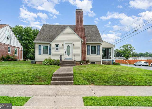 Property at 770 S Lincoln St, Palmyra, PA 17078, 3 beds, 1.5 baths