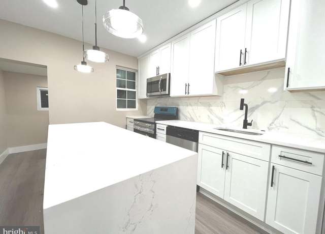 Property at 2263 E Cambria St, Philadelphia, PA 19134, 4 beds, 2.5 baths
