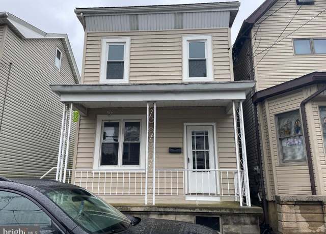 Property at 11 E Liberty St, Schuylkill Haven, PA 17972, 3 beds, 1.5 baths