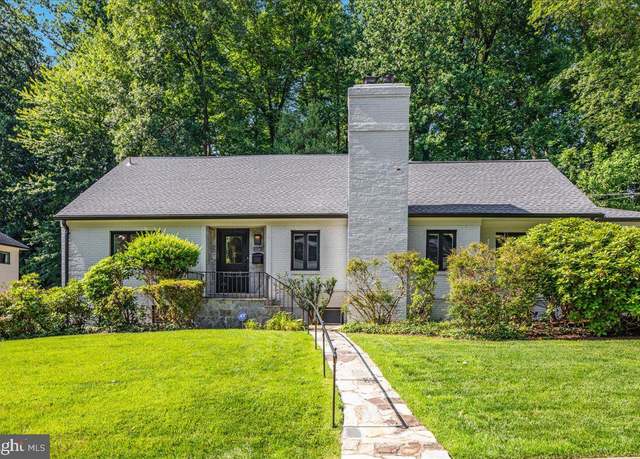 Property at 5124 37th St N, Arlington, VA 22207, 5 beds, 4 baths