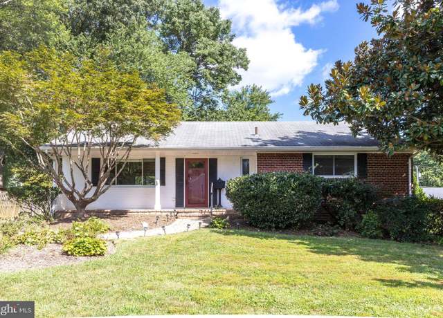 Property at 7312 Dunston St, Springfield, VA 22151, 4 beds, 3 baths