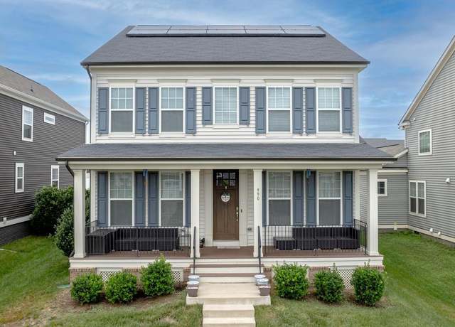 Property at 990 Forsythia Ln, Stafford, VA 22554, 4 beds, 3.5 baths