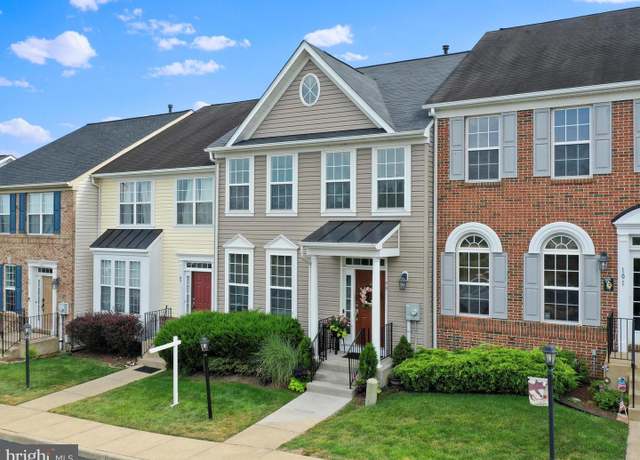 Property at 99 Spoon Sq, Front Royal, VA 22630, 3 beds, 3.5 baths