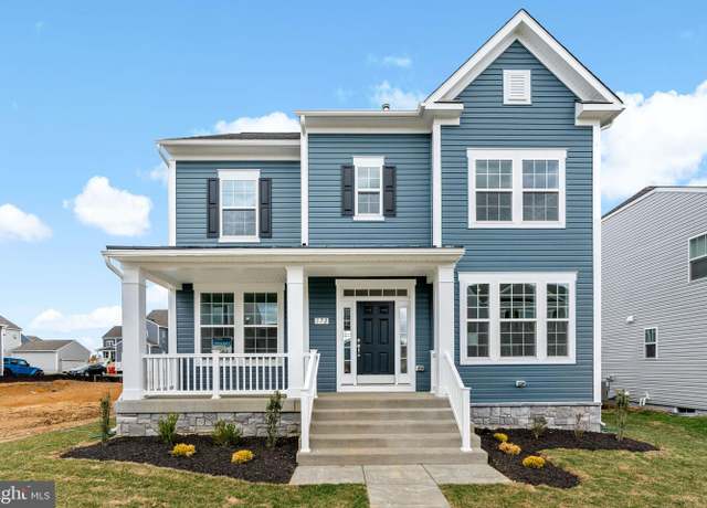 Property at 172 Silverleaf Dr, Charles Town, WV 25414, 4 beds, 3.5 baths