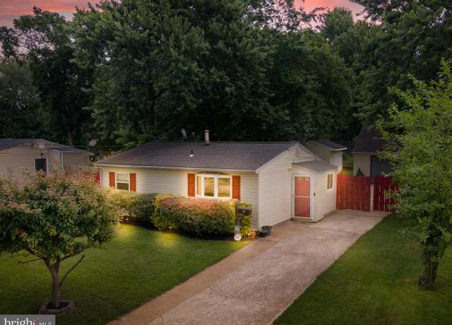 Property at 215 Glen Rd, Glen Burnie, MD 21060, 2 beds, 1 bath