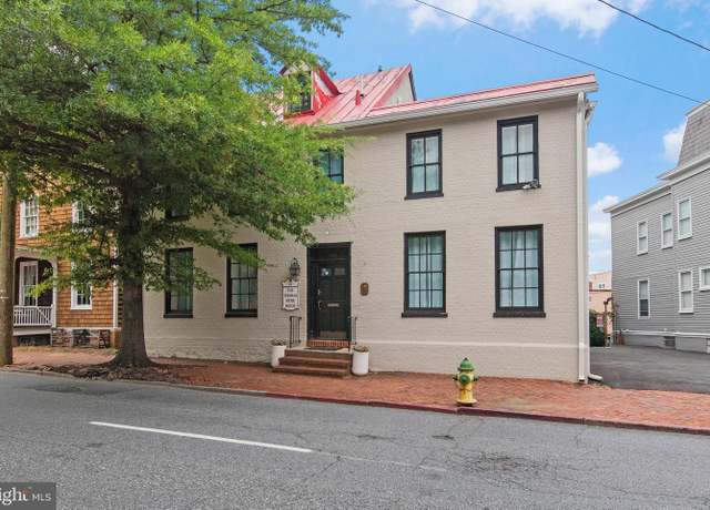 Property at 192 Duke Of Gloucester, Annapolis, MD 21401, 6 beds, 4 baths