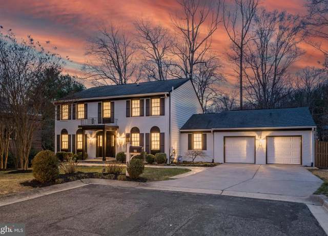 Property at 18 Avalon Ct, Bethesda, MD 20816, 5 beds, 3.5 baths