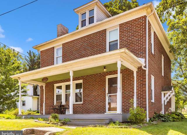 Property at 21127 Twin Springs Dr, Smithsburg, MD 21783, 3 beds, 2.5 baths