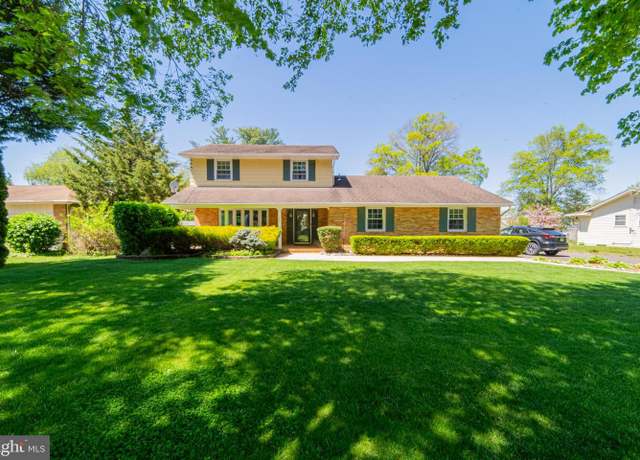 Property at 742 Dukes Rd, Vineland, NJ 08361, 3 beds, 2 baths