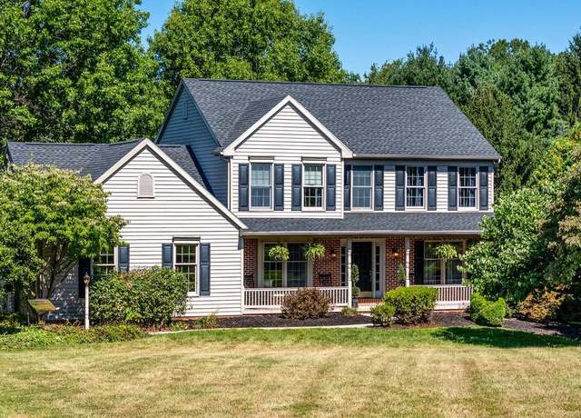 Property at 35 Red Oak Dr, Coatesville, PA 19320, 5 beds, 3.5 baths