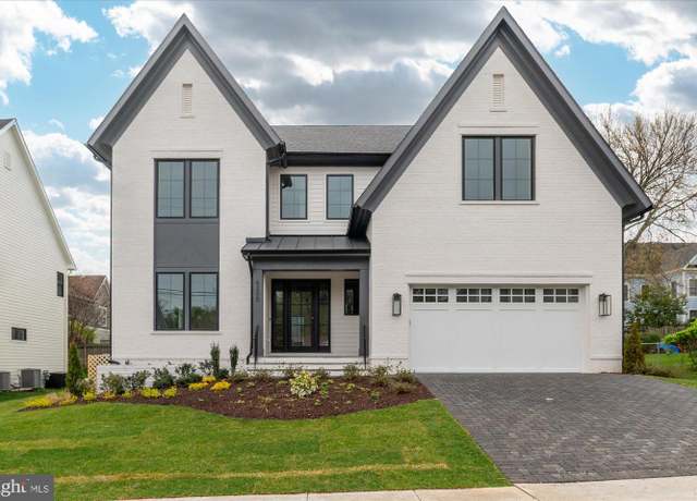 Property at 6200 31st St N, Arlington, VA 22207, 7 beds, 8 baths