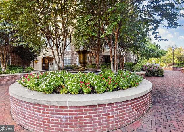 Property at 600 Second St #105, Alexandria, VA 22314, 2 beds, 2.5 baths