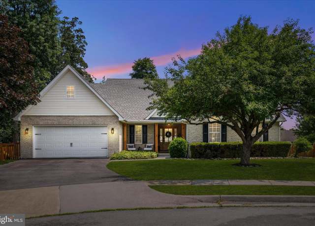 Property at 111 Shelby Ct, Winchester, VA 22602, 3 beds, 2 baths