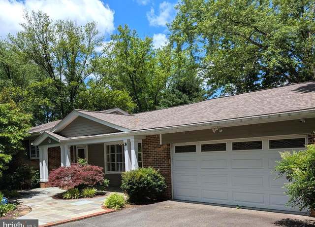Property at 7506 Box Elder Ct, Mclean, VA 22102, 5 beds, 3 baths