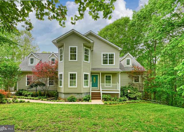 Property at 188 Byrd Point Ln, Louisa, VA 23093, 5 beds, 3.5 baths