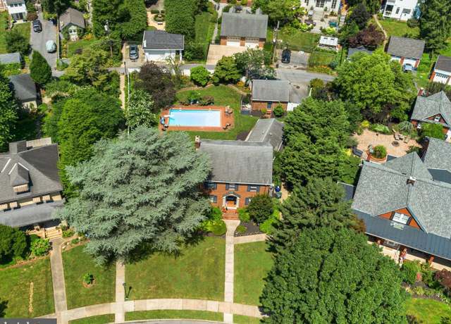 Property at 305 College Pl, Frederick, MD 21701, 4 beds, 3.5 baths