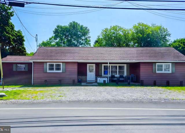 Property at 102 Red Lion Rd, Southampton, NJ 08088, 3 beds, 2 baths