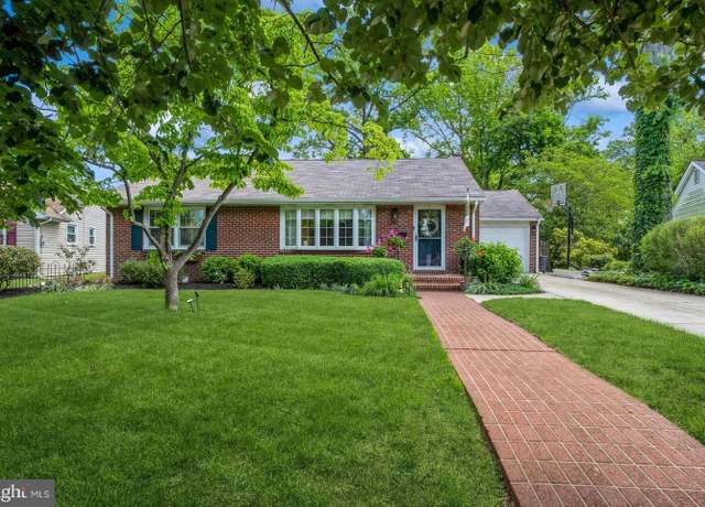 Property at 829 Cedar Ave, Haddonfield, NJ 08033, 3 beds, 2 baths