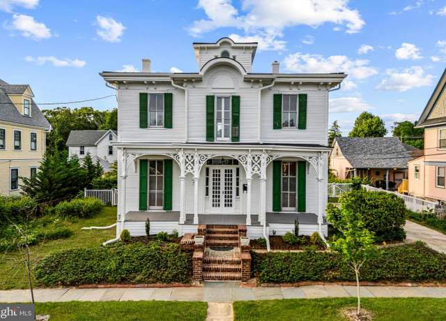 Property at 3 E Poplar St, Wenonah, NJ 08090, 4 beds, 2.5 baths