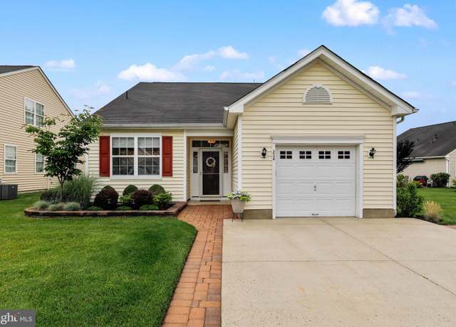 Property at 228 Snowy Egret Ln, West Deptford Twp, NJ 08086, 2 beds, 2 baths