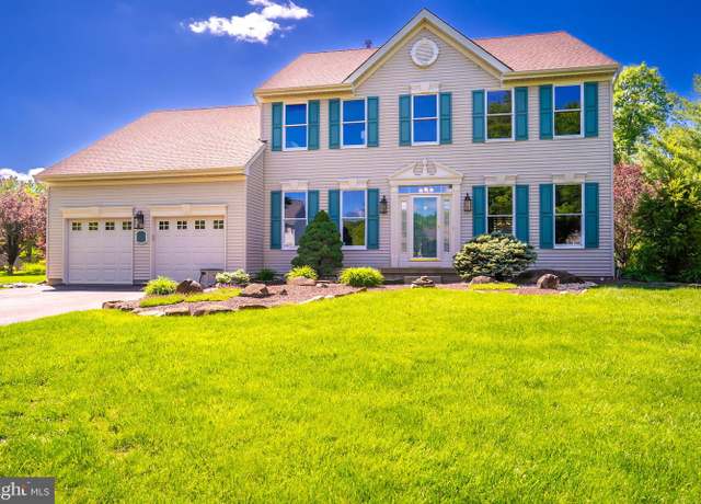 Property at 9 Milburne Ln, Robbinsville, NJ 08691, 4 beds, 2.5 baths