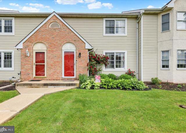 Property at 15-3 Cranberry Rdg, Reading, PA 19606, 3 beds, 1.5 baths