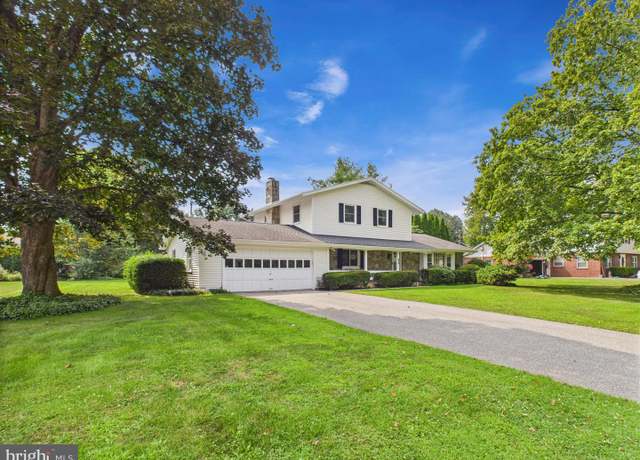 Property at 628 Belvedere St, Carlisle, PA 17013, 4 beds, 2 baths