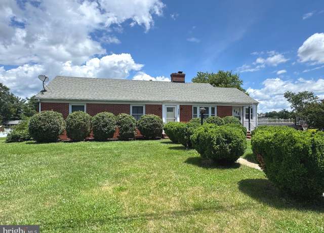 Property at 130 Morningside Dr, Culpeper, VA 22701, 3 beds, 2 baths