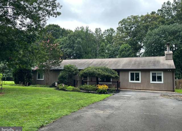 Property at 7192 Sunrise Ct, Warrenton, VA 20187, 3 beds, 2 baths