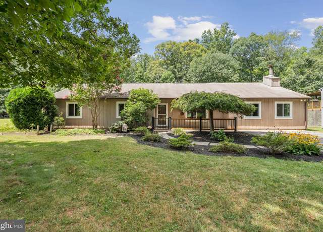Property at 7192 Sunrise Ct, Warrenton, VA 20187, 3 beds, 2 baths