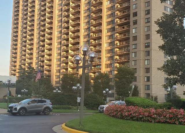 Property at 3705 S George Mason Dr #1311, Falls Church, VA 22041, 2 beds, 1.5 baths