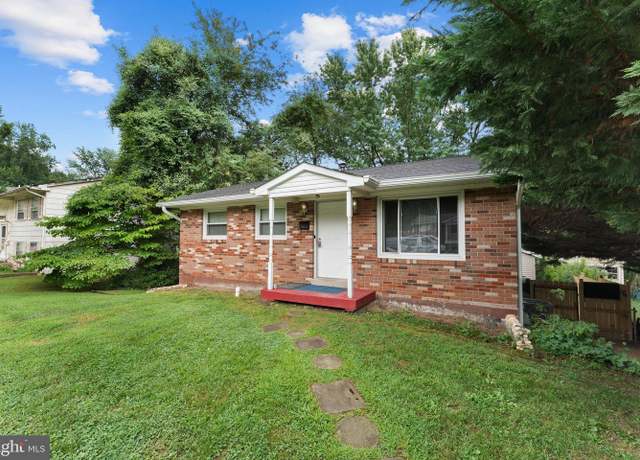 Property at 13209 Hawthorn Ln, Woodbridge, VA 22193, 3 beds, 2 baths