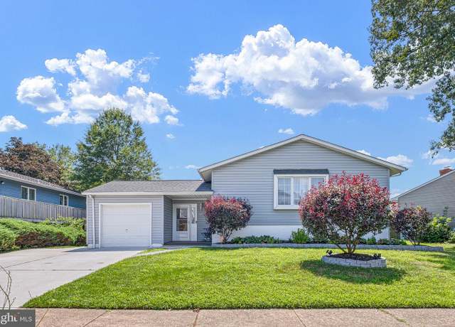 Property at 10 Spinet Rd, Newark, DE 19713, 5 beds, 2 baths