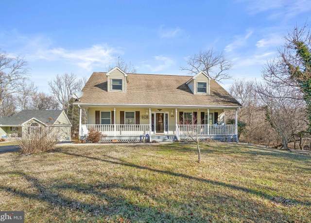 Property at 125 Ross St, Elkton, MD 21921, 4 beds, 2 baths