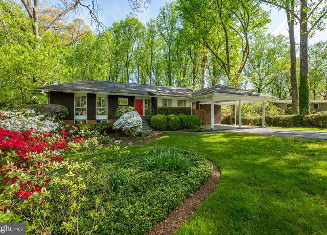 Property at 7813 Green Twig Rd, Bethesda, MD 20817, 5 beds, 3 baths