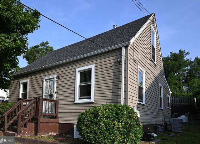 Property at 3910 Billings Pl, Capitol Heights, MD 20743, 5 beds, 2 baths