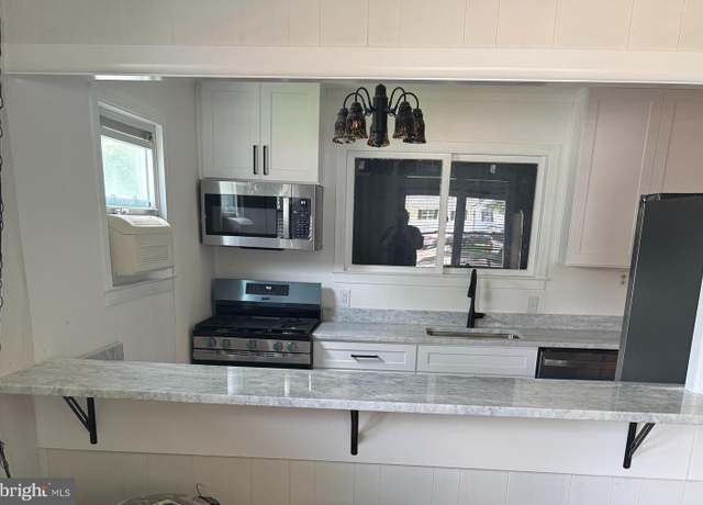 Property at 1018 5th St, Laurel, MD 20707, 3 beds, 1.5 baths