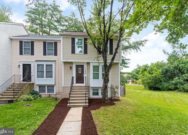 Property at 11230 Westport Dr, Bowie, MD 20720, 2 beds, 3.5 baths