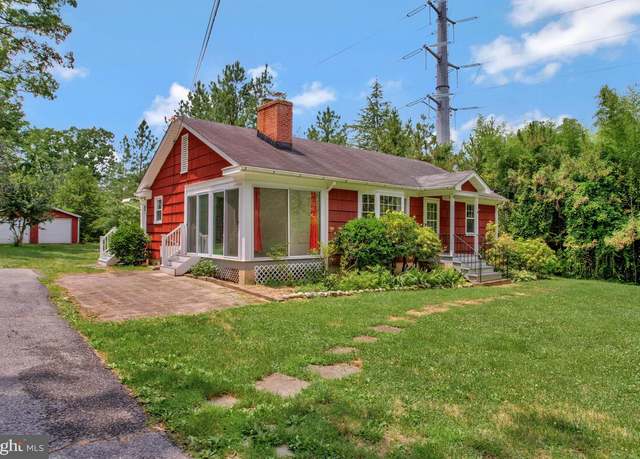 Property at 4901 Denim Rd, Beltsville, MD 20705, 3 beds, 2 baths