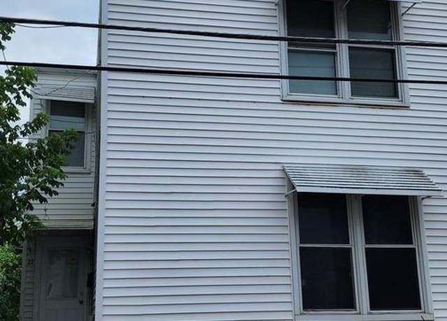Property at 22 Winter St, Hagerstown, MD 21740, 4 beds, 2 baths