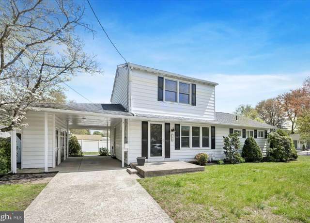Property at 18 Oak Landing Rd, Lumberton, NJ 08048, 4 beds, 2 baths