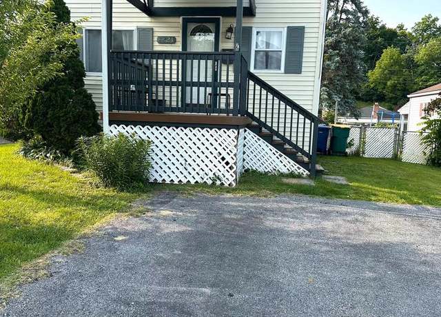 Property at 2221 Lincoln Ave, Reading, PA 19609, 2 beds, 1 bath
