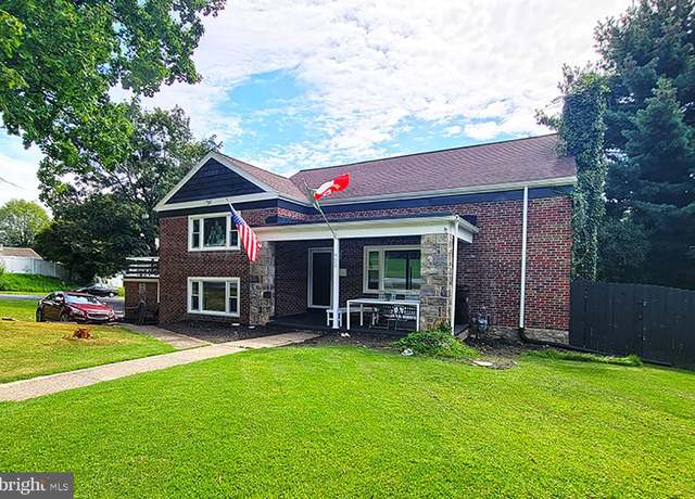 Property at 923 Carsonia Ave, Reading, PA 19606, 5 beds, 3 baths